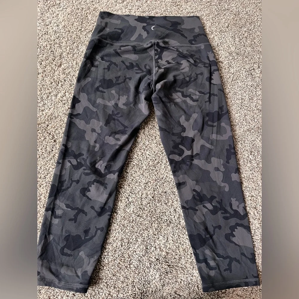 Zyia leggings size 4 (20.5 inch inseam)_3